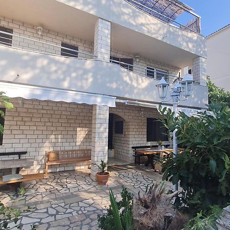 Apartments Lucija-Klara Brodarica  Εξωτερικό φωτογραφία