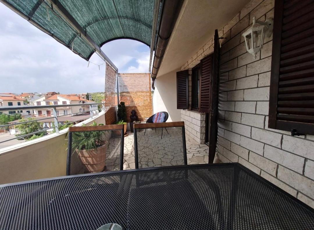 Apartments Lucija-Klara Brodarica  Εξωτερικό φωτογραφία