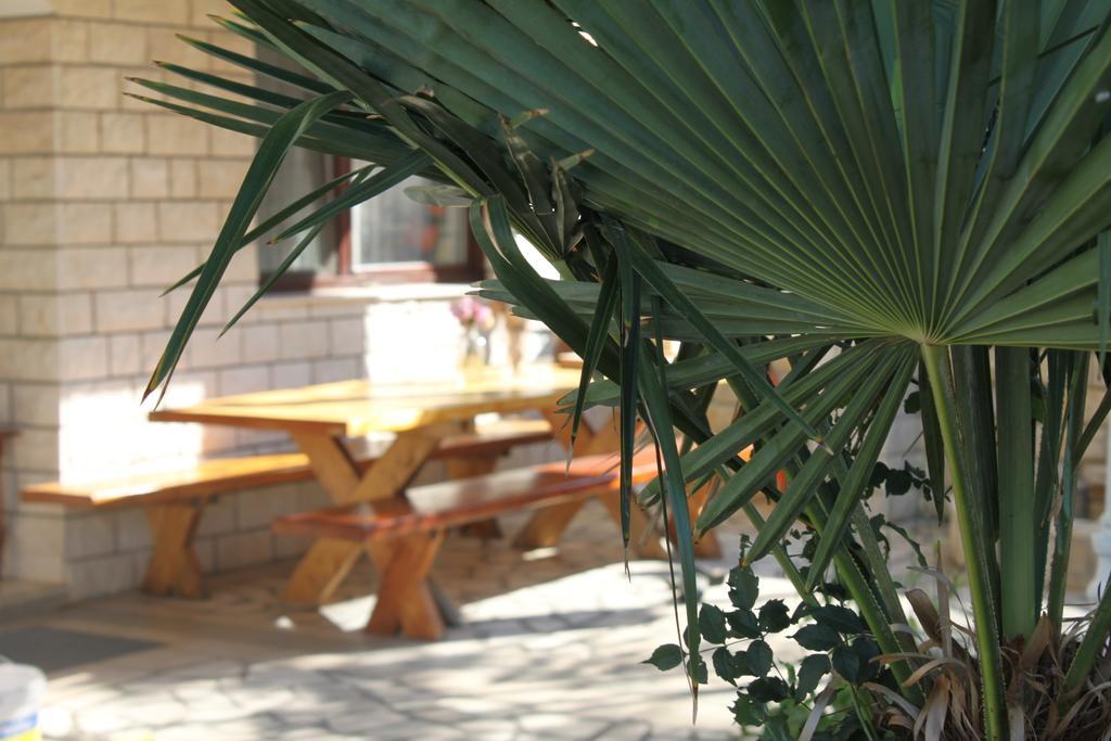 Apartments Lucija-Klara Brodarica  Εξωτερικό φωτογραφία
